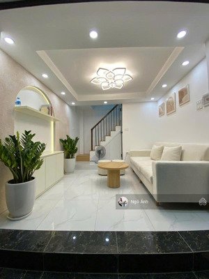 bán nhà diện tích hiếm, căn duy nhất ba đình, dt 17m2 5 tầng, phù hợp cho vợ chồng trẻ, ở ngay