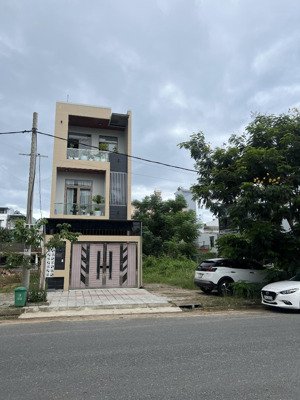 lô đoàn khuê _ nam việt á _ 11m5 ( lô duy nhất giá sụp hầm )