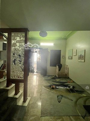cần bán gấp - 7 tỷ-45m2 - gần phố - 3 gác đỗ- trung tâm ba đình- phố vĩnh phúc