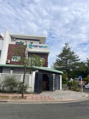 cho thuê nhà nguyên căn vị trí vàng đối diện bệnh viện yersin, nam nha trang