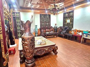 biệt thự sân cổng gốc dân siêu đẹp tại trung tâm lạch tray, dt 217m x 4 tầng sẵn thang máy