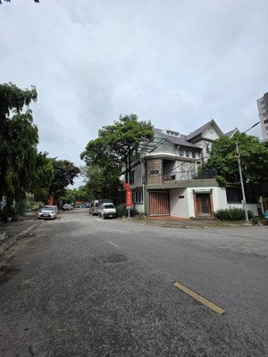 đại mỗ. biệt thự. 170m2 29,5 tỷ. đón sóng vinhomes green bay. hàng xóm louis city, aeonmall hà đông