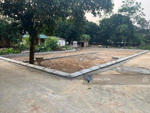 lô góc đối diện cổng 8 đh quốc gia dt100,6m2, mt 6,54m sau trường cấp 1 cổ đông gần ql21. 25,8tr/m2