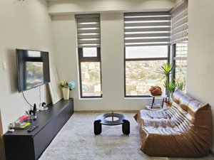 tin thật 100%. centana thủ thiêm bán căn hộ 2pn-88m2. view đông nam giá tốt chỉ 5.5 tỷ.