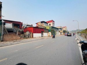 đất đẹp hiếm đường to kinh doanh nhỏ lẻ tốt đê phúc lợi long biên dt 48m2. giá 8.8 tỷ