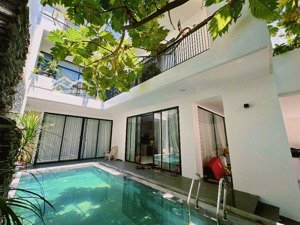 siêu phẩm villa 3 tầng có hồ bơi có gara oto trong nhà - chủ nhà xây cực kỳ tâm huyết nay muốn đổi