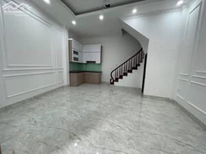 Bán nhà phân lô Phố Trần Kim Xuyến,Yên Hòa dt 34 m2 x 5 tầng mới tinh ngõ 2 xe máy giá 7.6 tỷ