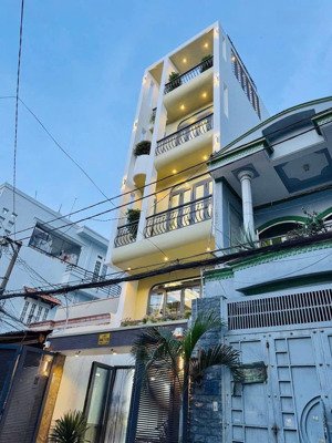 giảm ngay 800tr cho căn nhà xuân thủy, quận 2 - giá: 6,58tỷ/ 6,2mx20m. đang cho thuê 26 triệu/ thán