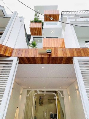 hàng hiếm phú nhuận, đầu tư ngay nhà trần huy liệu, p11 phú nhuận, 3 tỷ290 66m² sổ hồng riêng
