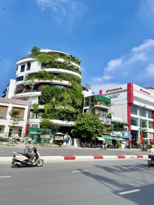 nhà đẹp tây hồ-mặt ngõ thông- thang máy-gần ô tô-mặt tiền 4m-chỉ 14 tỷ sở hữu 65 m- tứ liên