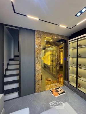 cực hiếm , tây mỗ 55m2 x5 tầng thang máy - hưởng trọn tiện ích vin - bãi ô tô sát nhà - giá 7.9tỷ