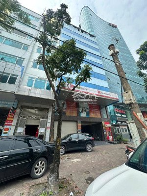 bán tòa nhà lô góc 3 mặt thoáng mặt phố hoàng quốc việt,10 tầng. dòng tiền 4 tỷ/năm, mt 10m, giá cc