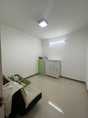 cho thuê căn hộ era town q7. full nội thất, nhà sạch đẹp giá 10-12tr thương lượng. dt 