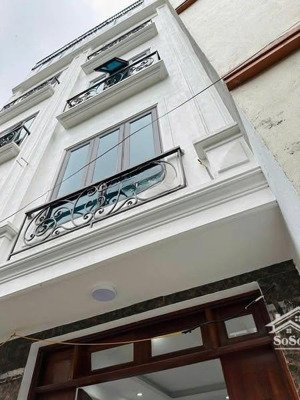 cho thuê nhà riêng 6 tầng huỳnh thúc kháng 65m², vị trí kinh doanh, vp,... giá 25tr