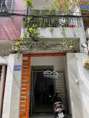 bán nhà chính chủ, sổ hồng, khu trung tâm