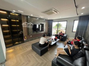 cực đẹp! phân lô hoàng cầu, 2 ô tô tránh, nhà đẹp, gara ô tô, full nội thất, kinh doanh đỉnh, 71m2