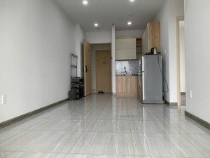 cho thuê căn góc bcons polygon 58m2, có máy lạnh, 2pn 2wc, nội thất cơ bản. 8 triệu/tháng