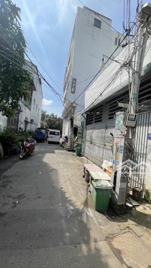 bán nhà đường 6m kề nguyễn thị thập, quận 7, 6x15, 2 tầng, nhỉnh 6 tỉ