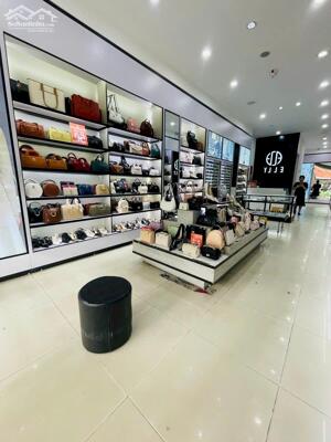 Nhà Mặt phố VIP Cầu Giấy 91m2 5 tầng mt 4.1m