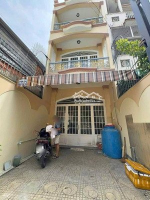 bán căn nhà đẹp có sân siêu rộng để 10 xe máy, trần xuân soạn, tân hưng, quận 7, 62m2, nhỉnh 6 tỷ