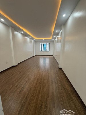 bán nhà 55m2 x 5 tầng, mt 4,5m phố chùa bộc, đống đa. ngõ thông 2 thoáng, 20m ra phố. giá 12,5 tỷ.