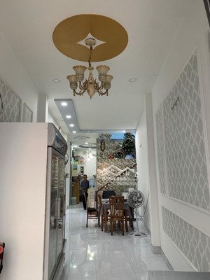 giảm 1 tỷ ! 92tr/m2, hẻm xe hơi hoàng hoa thám, 92m2, 2 tầng, 8.49 tỷ