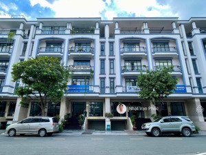nguyên căn 7x20m, hầm 5 tầng, view công viên, có thang máy, máy lạnh - kđt vạn phúc. giá tốt 60tr