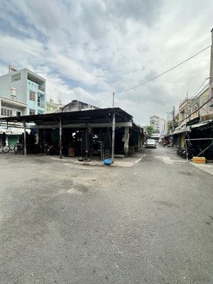 cho thuê nhà nguyên căn sát mặt tiền quang trung p8 gò vấp - 6x23m - 3pn - ngay chợ - 12tr/thang