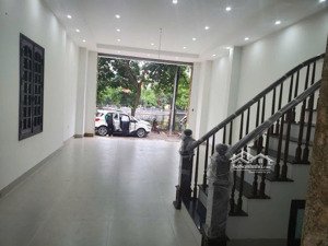 siêu phẩm bồ đề long biên thang máy cầu thang giữa dt 87 m - 7 t - mt 5,63 m - giá 28,5 xxxxx