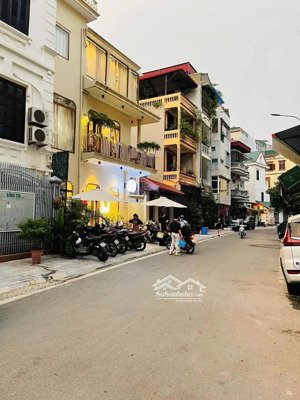 bán nhà lạc long quân, 100m2, 9tt, mt 5.8m, ngõ 2 ô tô tránh-thông, dòng tiền 125tr/tháng,