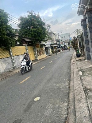 cho thuê nhà mặt phố, đường số 6, tam phú, thủ đức, 10 triệu, 121m2