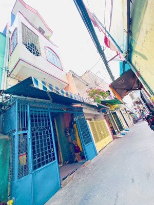 nhà bán 4 tầng -73,5m2(3,5 x 17) nở hậu l 8,6m- 6 pn,4 wc-7tỷ380-cách mt tùng thiện vương 1 căn p12