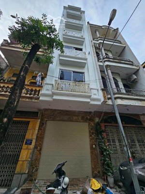 có 102, nhà mới mp quang trung - hà đông 50m2 x 7 tầng thang máy, ô tô tránh kinh doanh ,giá 15tỷ