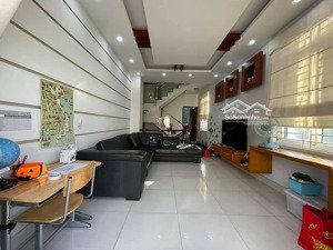 nhà đẹp 2 tầng hxh tô ký, tân chánh hiệp q12, dt 4x12, shr. gần chợ tân chánh hiệp,cvpm quang trung