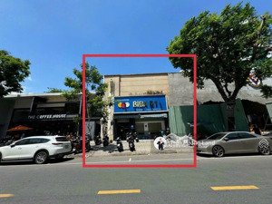 chính chủ gửi cho thuê nhà mặt tiền 175b cao thắng, p12, q10, 10x45m, 1 trệt trống suốt, 
