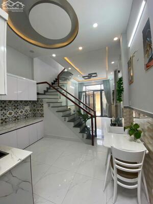 Nhà 3 Lầu hẻm xe hơi 6m đường số 49 gần Chợ Hiệp Bình Thủ Đức, Sổ hồng hoàn công 130m2