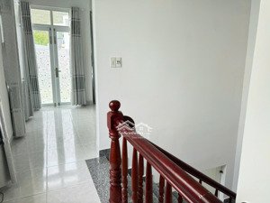 bán nhà góc 2 mặt tiền gần biển nha trang có sổ hồng tại khu hòn sện , bán nhà nha trang giá rẻ
