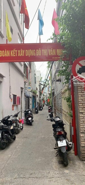 bán nhà 3 tầng mt lý tự trọng, kẹp kiệt 2m, 3 tầng, 5pn, vị trí kinh doanh tốt. lh: 