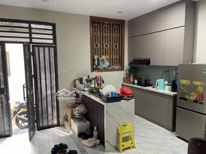 bán nhà riêng phường ô chợ dừa hơn 6 tỷ, dt 33m2, 4 tầng, mt 4m lh 