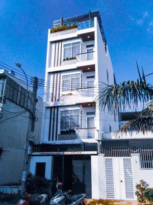 bán nhà 5 tầng giá 8ty đang cho thuê 30tr/tháng kdc bắc vĩnh hải nha trang