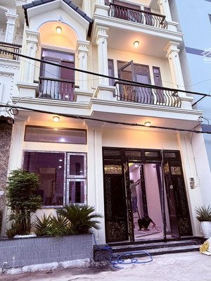 bán căn biệt thự mini đẹp ngan 6m kế kdc hiệp thành city p. hiệp thành quận 12-giá chỉ 5,95 tỷ tl