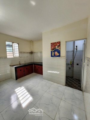 2.69 tỷ bán nhà mt kinh doanh đường tân long tp dĩ an sát cao tốc mỹ phước tân vạn. cấp 4 gác lững