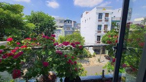 bán đất đường 7.5m phạm viết chánh- hòa thọ đông . 112.5m ngang 5m đối diện hồ sinh thái