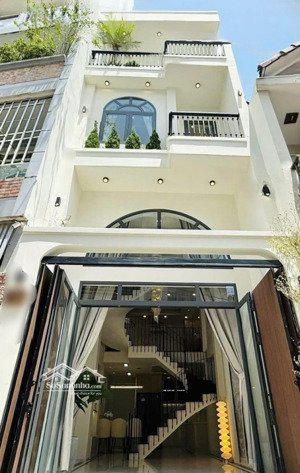 cô ba cần bán nhà võ thị sáu-q3 giá 4.660tỷ/72m2. gần công viên lê văn tám. cho thuê 31tr