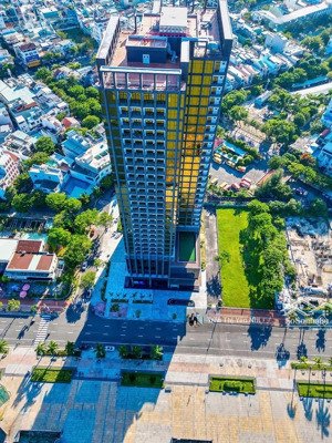 duy nhất 1 căn 84m2, vip, góc 2 ngủ view trực diện sông hàn, tt 15% sở hữu ngay, giá chỉ 8,x tỷ!