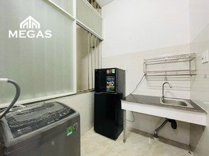 chdv cho thuê 6 tháng. chuyển ctac nên muốn sang lại hđ thuê phòng ở tân bình. giá rẻ hơn 500k/t