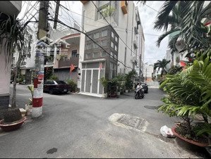 tôi định cư nước ngoài bán nhà trần phú- p.4- q.5 gần bệnh viện 30-4. giá 3tỷ100 cho thuê 19triệu