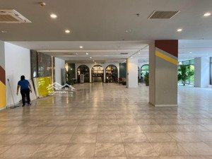văn phòng cho thuê tại út tịch - 500m2 - q.tân bình