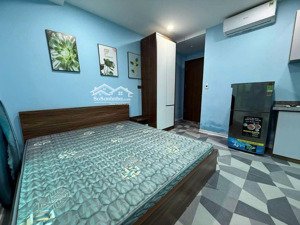 kscc lô góc trần duy hưng thu 120tr/th 101m2 7 tầng 32 tỷ (2tl3050404)