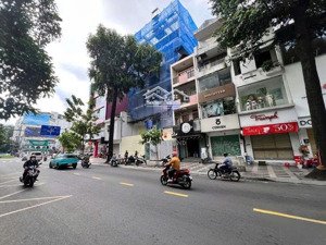 gấp bán mặt tiền nguyễn trãi, quận 1 - dt 4.8 x 20.5m - 5 tầng - hđt 170 triệu/tháng - giá 39 tỷ